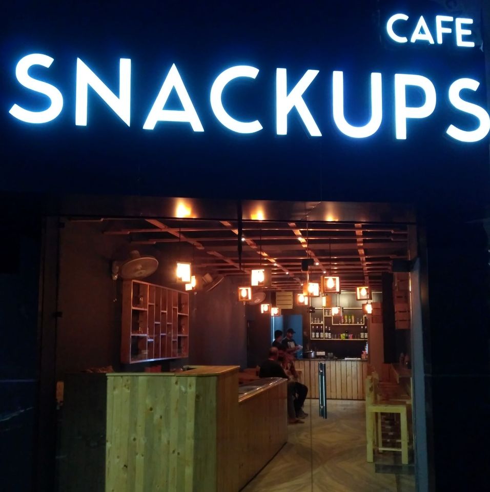 Snackup Cafe
